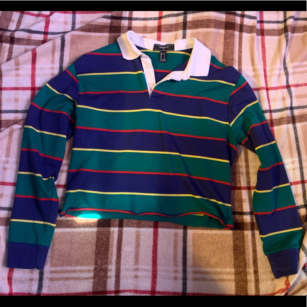 Long sleeve shirt and into a crop top